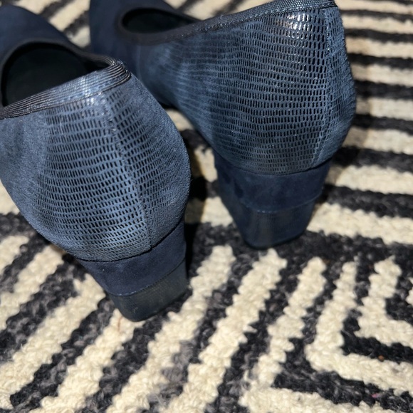Van Eli Navy Suede Block Heels - Picture 4 of 5
